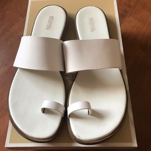 MICHAEL KORS SANDALS